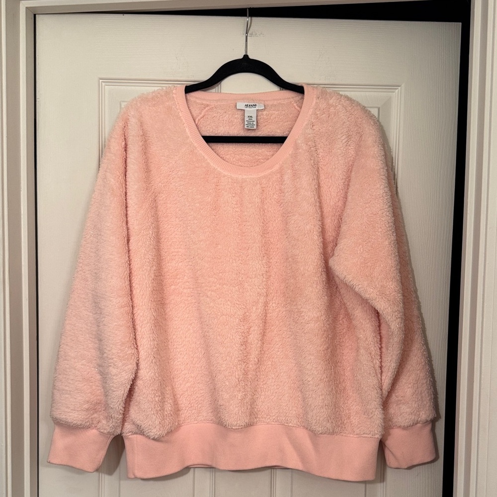 Alfani intimate sleepwear Soft pink Crew Neck pajama fuzzy Sweater top